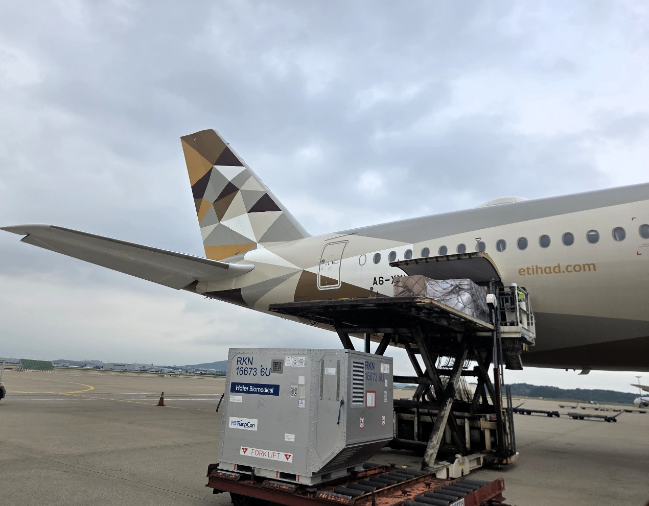 Partnering with Etihad Airways to Secure Pharmaceutical Shipments amid 50‑°C Extreme Heat